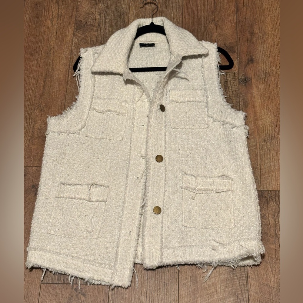 Miou Muse from Ruby and Jenna 
White Tweed Vest with Gold Buttons